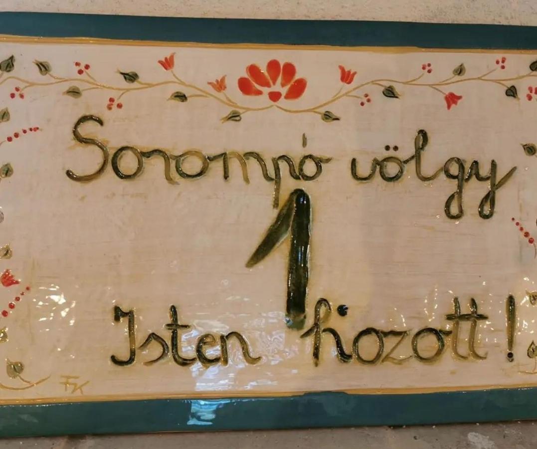 Hotel Illaberek Vendeghaz Sukoró Exteriér fotografie